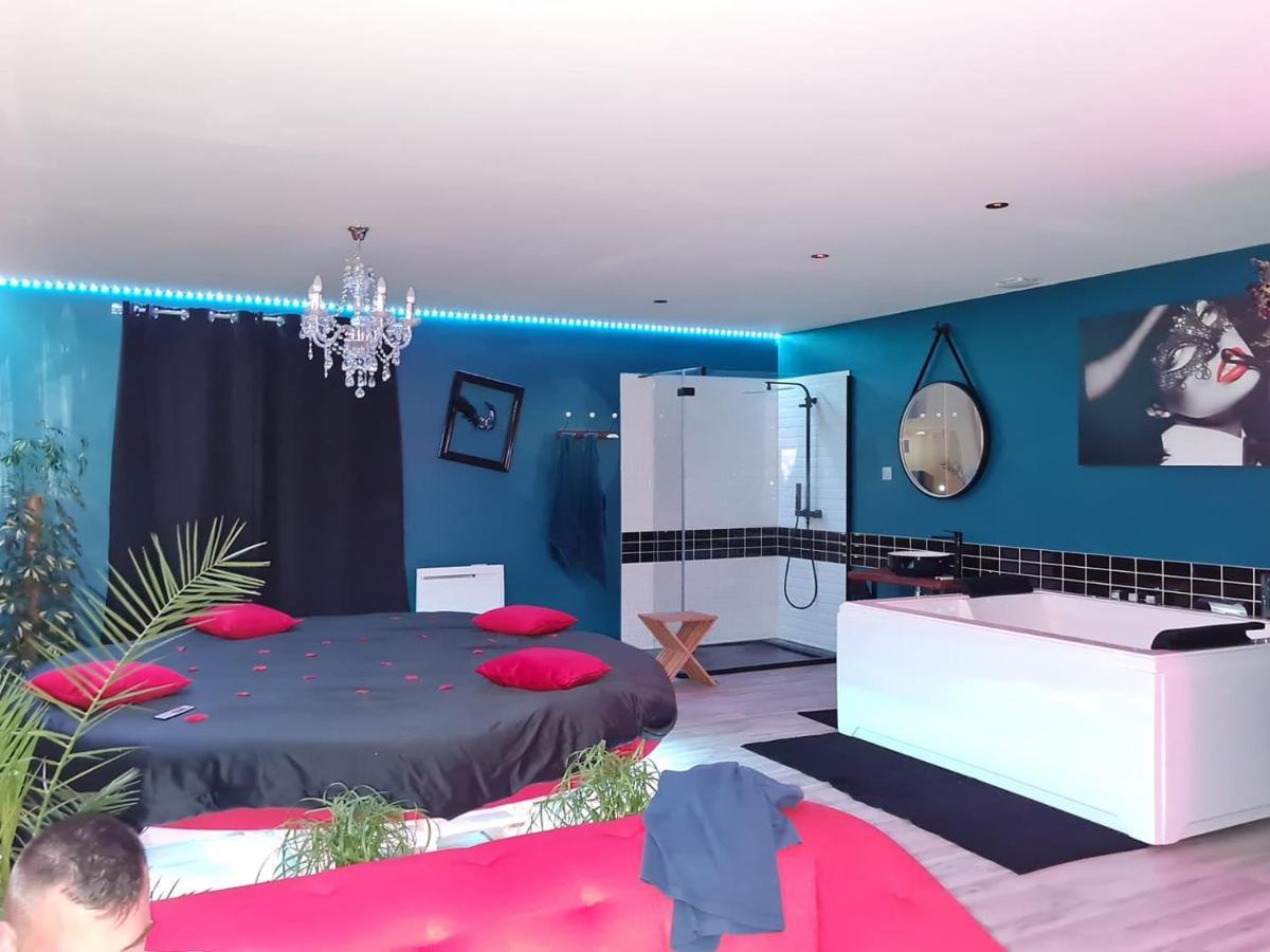 L'Essence Du Désir - Room Love Saint-Germain  Extérieur photo